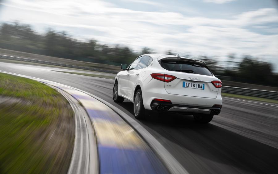 Maserati Levante GTS 2018 года  (WW) (фото 14 из 74)